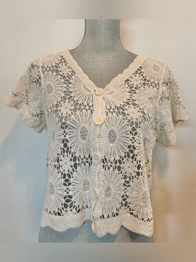 Floral Crochet Button-Front Short Sleeve Top in Ivory Size Large